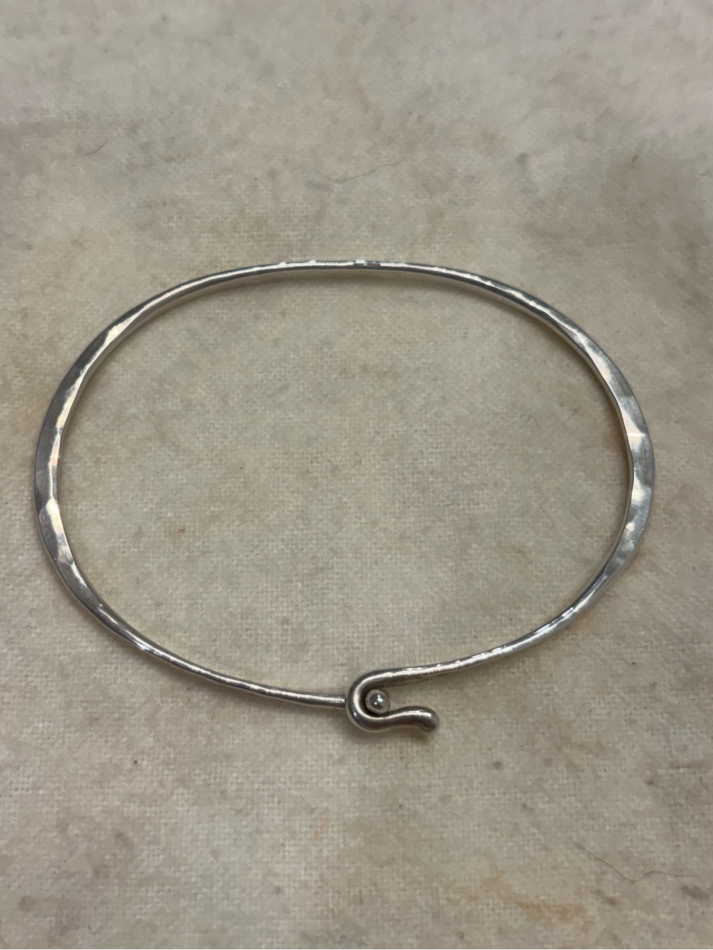 Silver Hammered Hook-Closure Bangle Bracelet - Silver